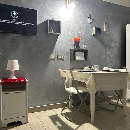 Vico21 Guest House 那不勒斯 外观 照片