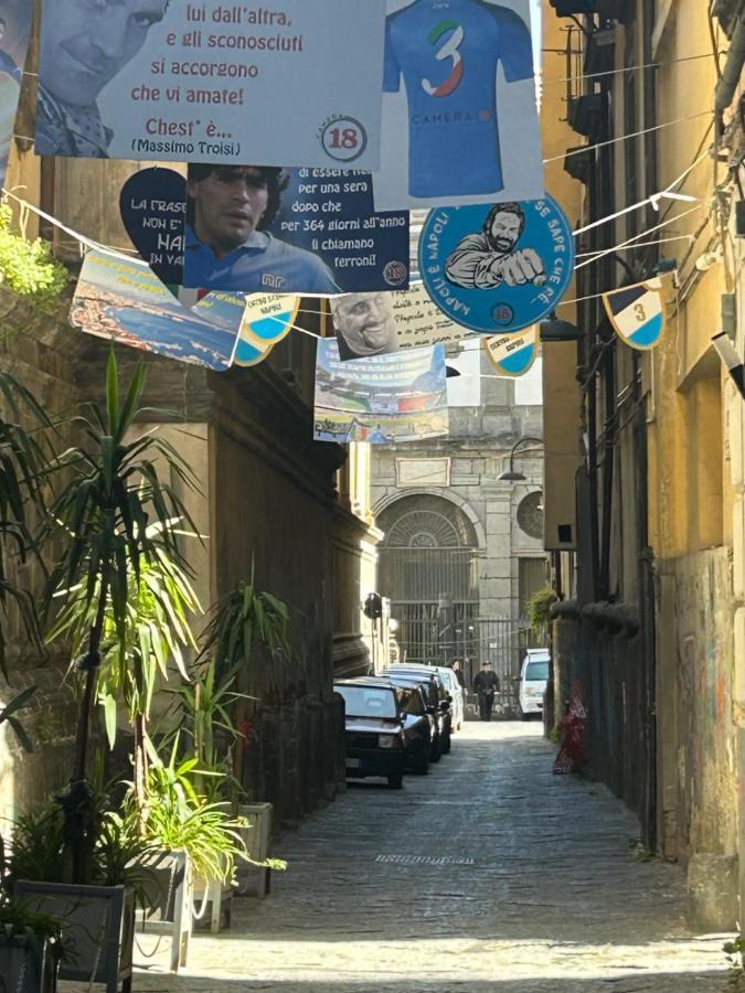 Vico21 Guest House 那不勒斯 外观 照片
