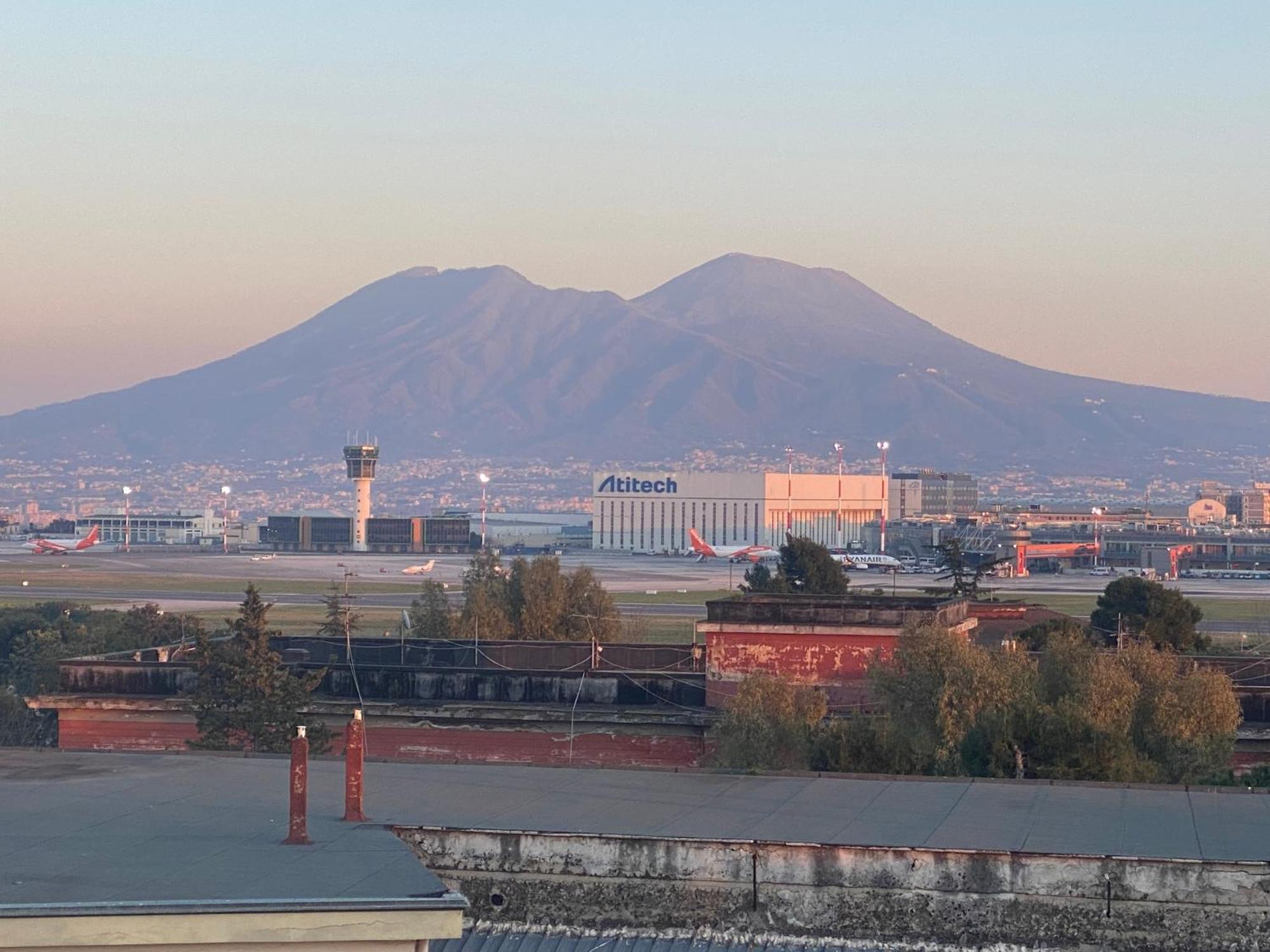 Vico21 Guest House 那不勒斯 外观 照片